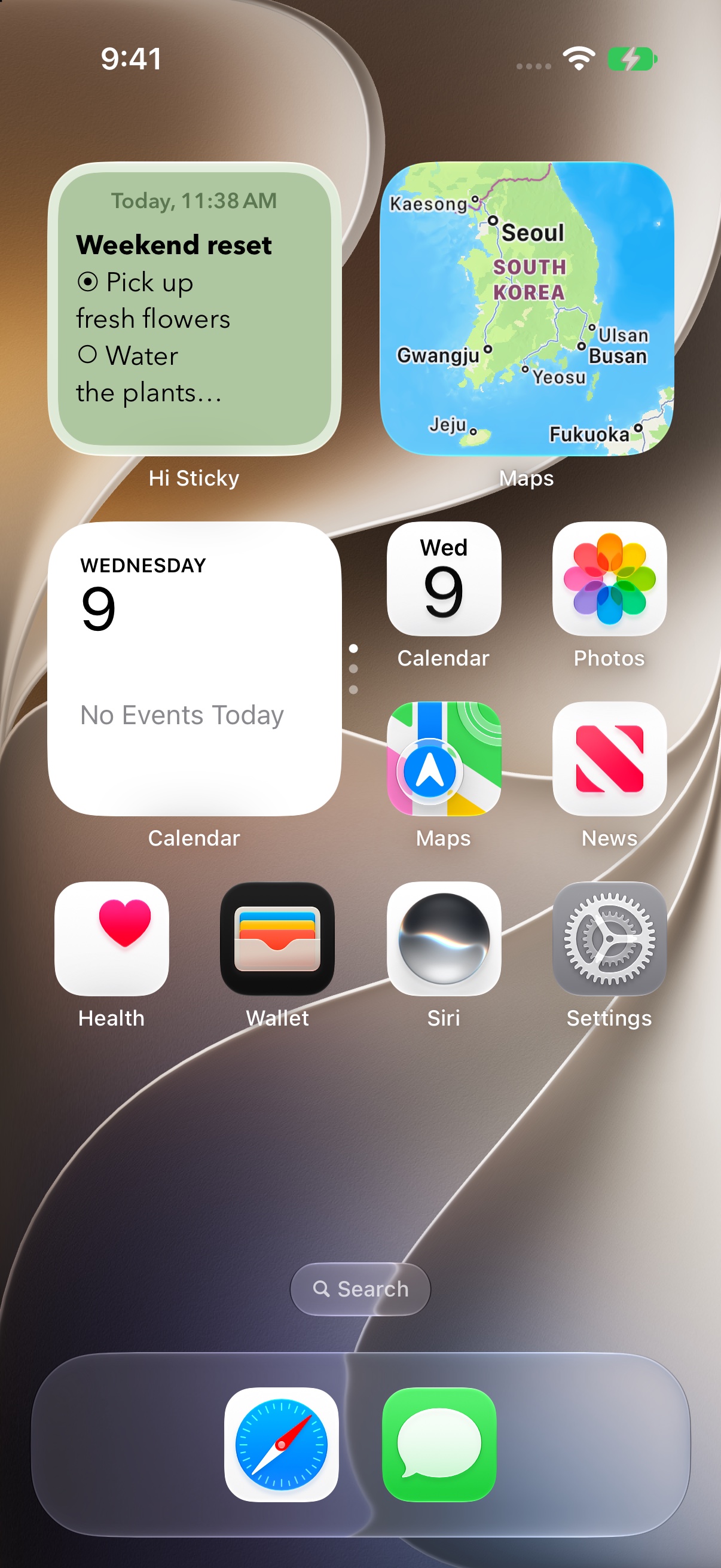 Hi Sticky Home Screen widget showing the Weekend reset demo checklist
